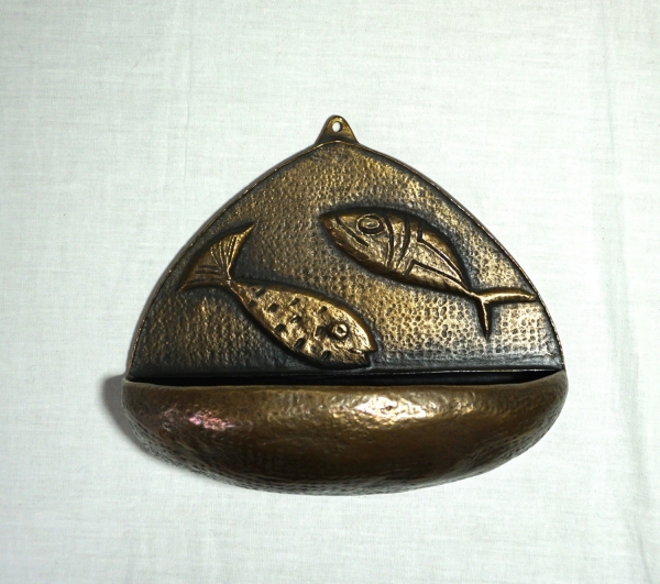 Wandweihwasserbecken aus Bronze, Breite: 21,5 cm